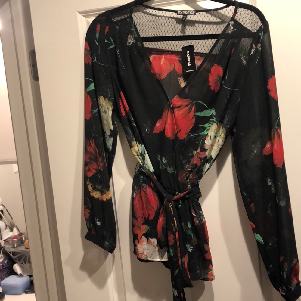 Women’s print blouse new w/ tags